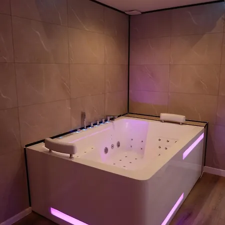 Le Cocon Du Desir, Room, Jacuzzi 公寓 Montaigut-sur-Save