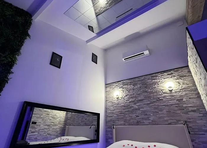 Le Cocon Du Desir, Room, Jacuzzi Montaigut-sur-Save